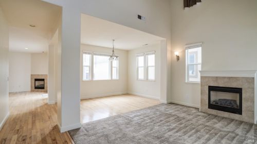 2575 Village Dr, Santa Rosa, CA 95403-7696