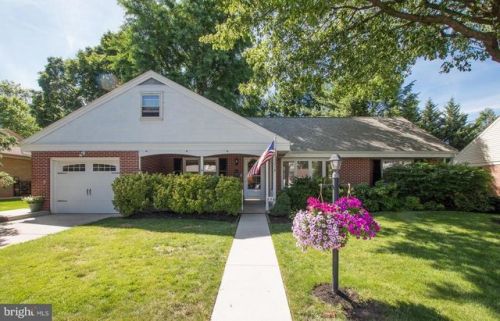 231 Cedar Ave, Swatara, PA 17033-1517