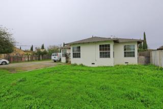 789 Kilbreth Ave, Salinas, CA 93905-1598