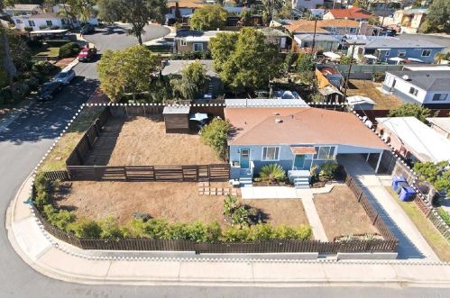 1906 Coolidge St, San Diego CA  92111-7014 exterior