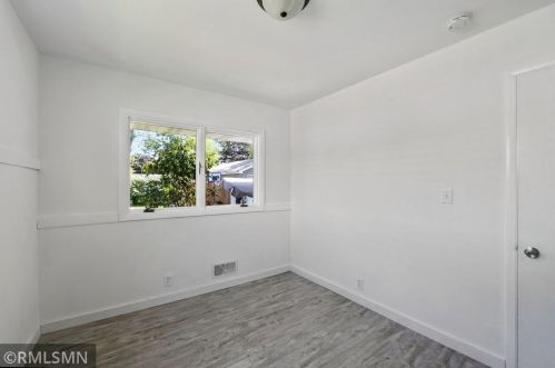 708 23rd Ave, South Saint Paul MN  55075-1321 exterior