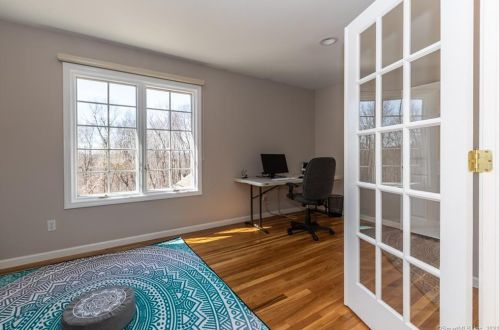 34 Mudry Farm Rd, Brookfield Center CT  06804-3542 exterior