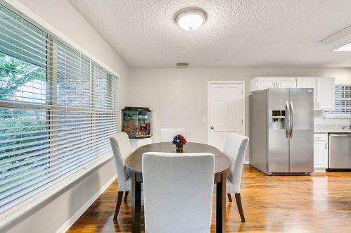 111 Pne Vly Ct, De Bary FL 32713-2302 exterior