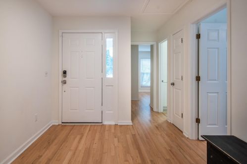 1528 Barquentine Dr, Mount Pleasant SC  29464-4928 exterior