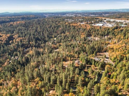 13943 Greenhorn Rd, Grass Valley CA  95945-8484 exterior