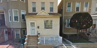 214 Wakeman Pl, Brooklyn, NY 11220-4832
