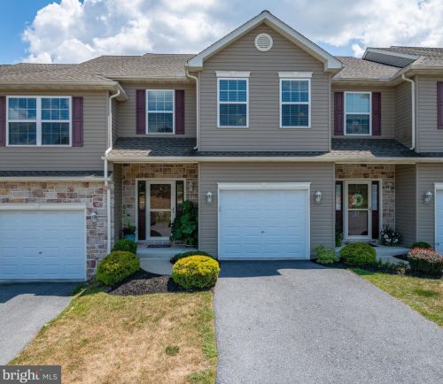 75 Helene Ct, Moselem, PA 19526-8375