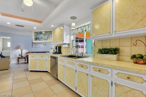 1803 15th St, Cape Coral FL  33990-3860 exterior