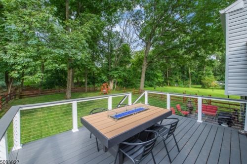 36 Riverside Dr, Parsippany NJ  07834-2133 exterior