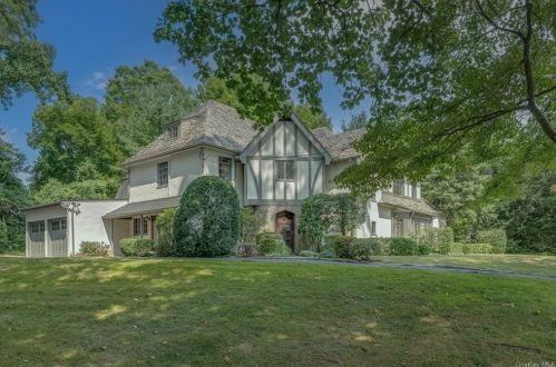 9 Rutland Rd, Scarsdale, NY 10583-3508