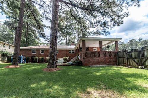 2000 Courtney Dr, North Augusta SC 29841-2114 exterior