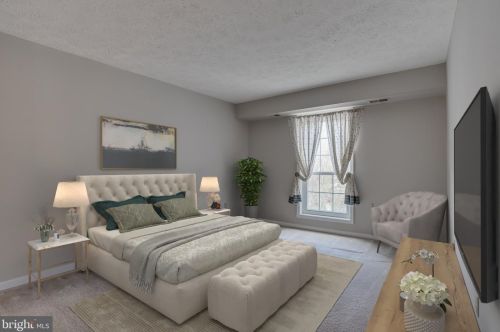 7779 Willow Pt Dr, Falls Church VA  22042-7536 exterior