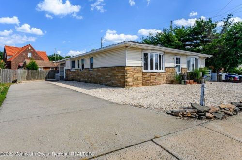 1727 River Rd, Belmar NJ  07719-3437 exterior