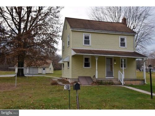 351 Lowland Rd, Moselem, PA 19526-8703