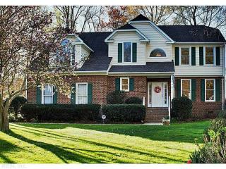 919 Woodcott Dr, Chesapeake, VA 23322-9069
