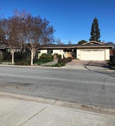 2172 Northampton Dr, San Jose, CA 95124-1256