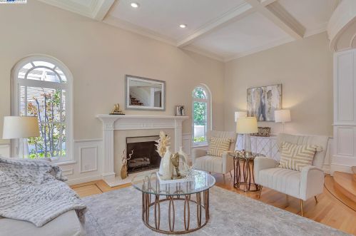 3154 Blackhawk Meadow Dr, Danville, CA 94506-5801