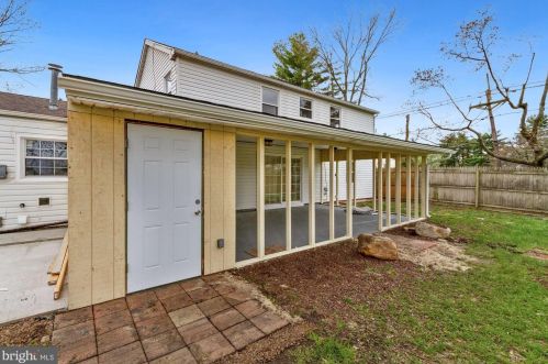 1 Helm Turn, Willingboro NJ  08046-1808 exterior