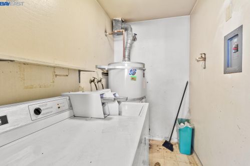 3426 Boston Ave, Oakland CA 94602-2905 exterior