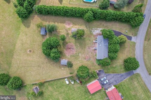 751 Fernwood Dr, Harrington DE  19952-6017 exterior