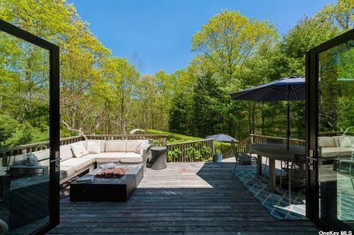 36 Ancient Hwy, East Hampton NY  11937-2568 exterior