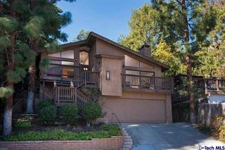 3065 Paddington Rd, Glendale, CA 91206-1334