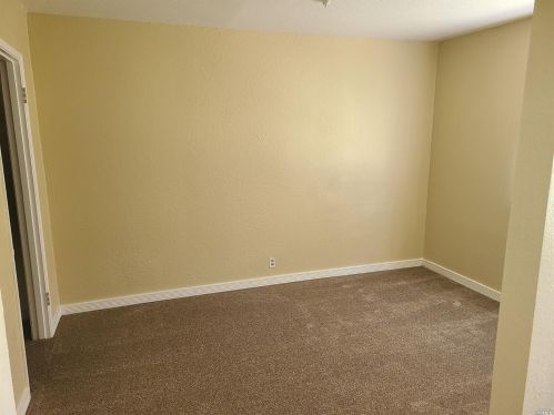 355 Wyoming St, Fairfield CA  94533-5206 exterior