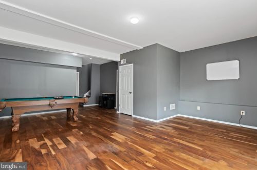 29 Spring View St, Carlisle PA  17013-4460 exterior