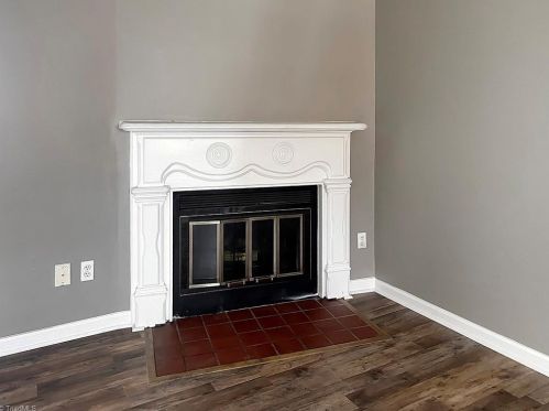 4207 Baylor St, Greensboro NC  27455-2560 exterior