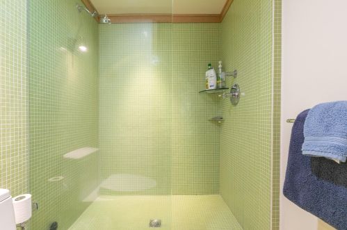 3066 Silver Strike, Truckee CA  96161-4208 exterior