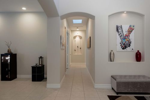 8 King Edward Ct, Rancho Mirage CA  92270-1621 exterior