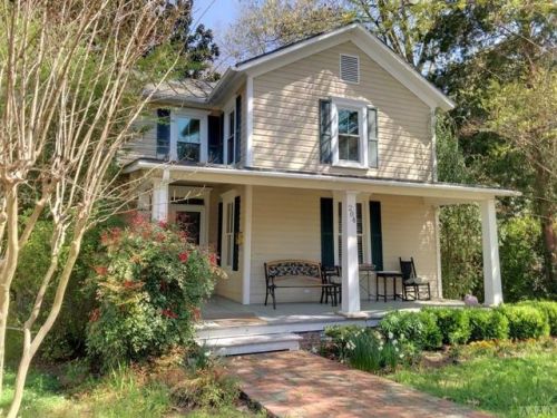 204 Gale St, Edenton, NC 27932-2085