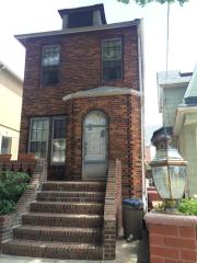 139 Van Sicklen St, Brooklyn, NY 11223-2750