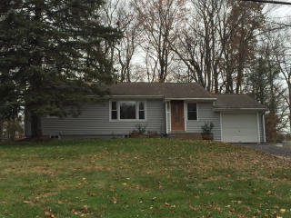 11 Maple Row, Bethel, CT 06801-1006