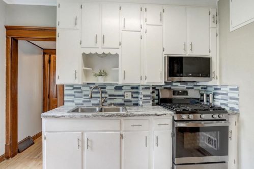 621 Bridge St, Manchester, WI 53946-8544