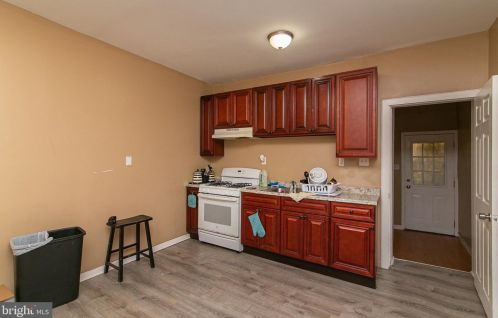 923 Atlantic Ave, Camden NJ  08104-1129 exterior