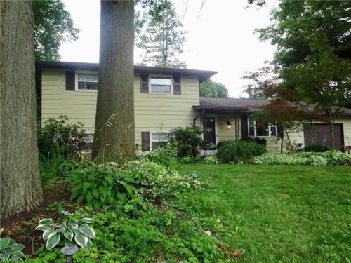 8155 Walter St, Massillon, OH 44646-1847