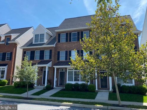 624 D St, Kennett Sq, PA 19348-3273