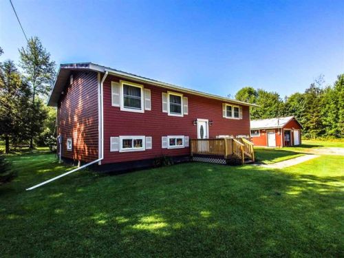 89 Mckabe Rd, Colton, NY 13625-3130