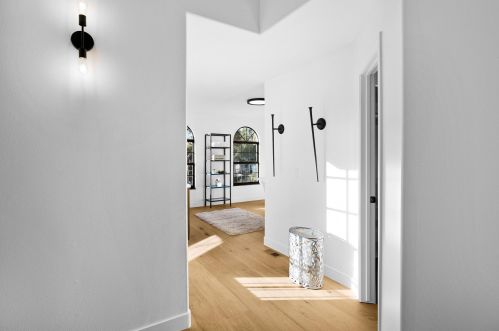 1208 Bel Air Dr, Santa Barbara CA  93105-4602 exterior