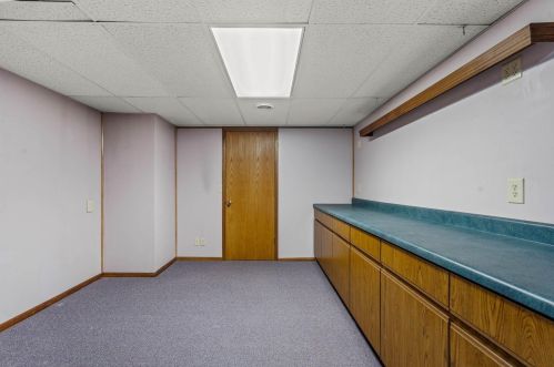 12890 Scarborough Ct, Waukesha WI  53151-6128 exterior