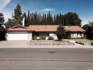 837 Walnut Ln, Winters, CA 95694-1760
