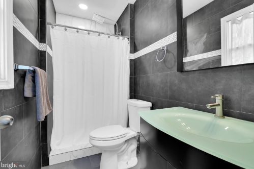 71 Harrington Cir, Willingboro NJ  08046-1823 exterior