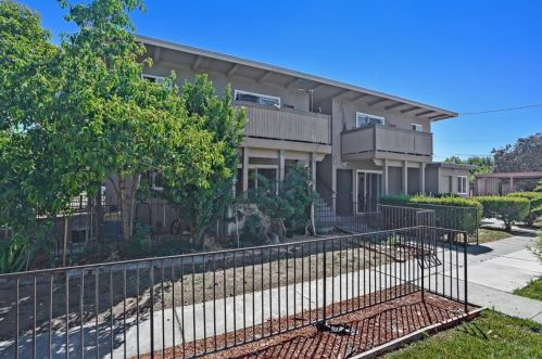 492 Lewis Rd, San Jose, CA 95111-2151