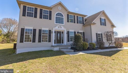 2 Annamarie Ct, Auburn, NJ 08085-3095