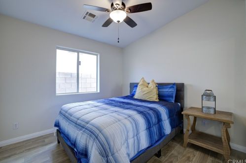 53140 Avenida Martinez, La Quinta CA  92253-5420 exterior