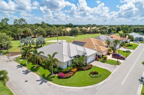 12683 Hunters Ridge Dr, Bonita Springs, FL 34135-3430