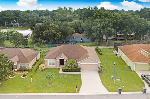 8375 Greystone Dr, Lakeland FL  33810-2079 exterior