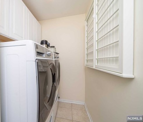 19 Kerri Ln, Lincoln Park NJ  07035-2113 exterior