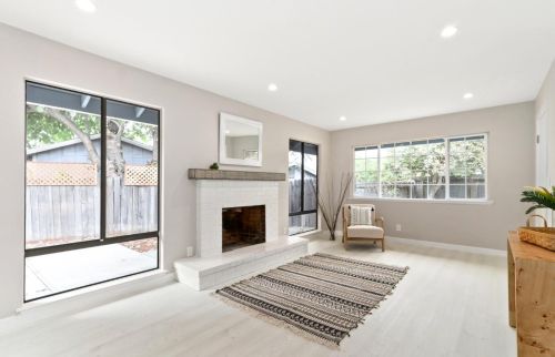 10 Clover Ct, Woodland CA  95695-3026 exterior